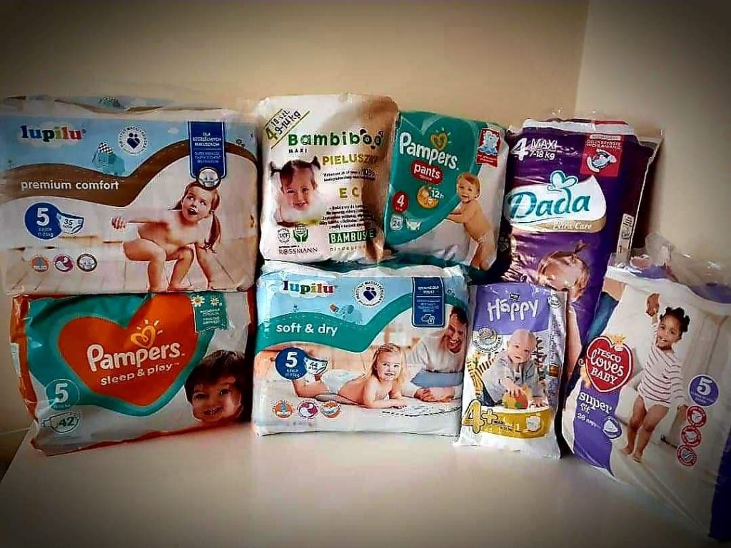 porównanie pieluszek dada i pampers