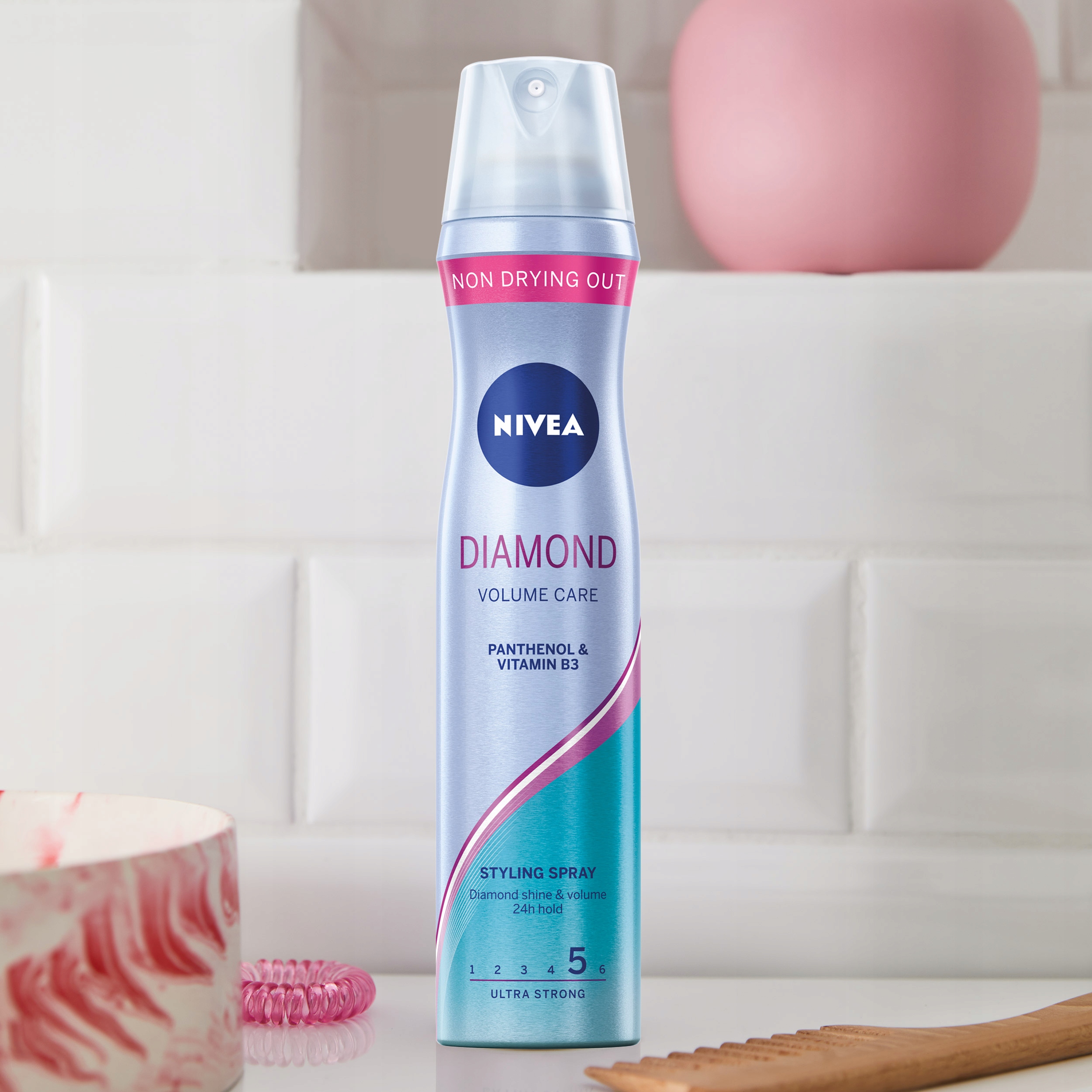 lakier do włosów nivea diamond volume