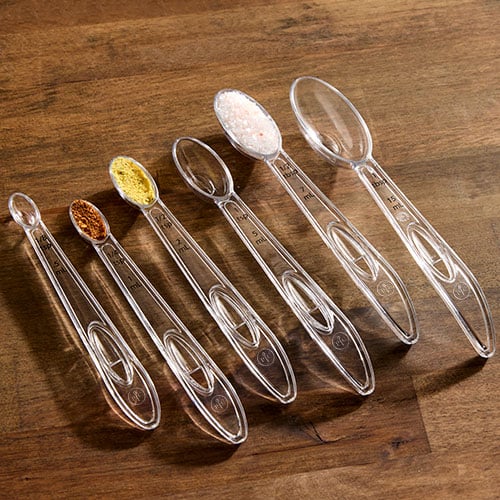 the pampered chef easy adjustable measuring spoon