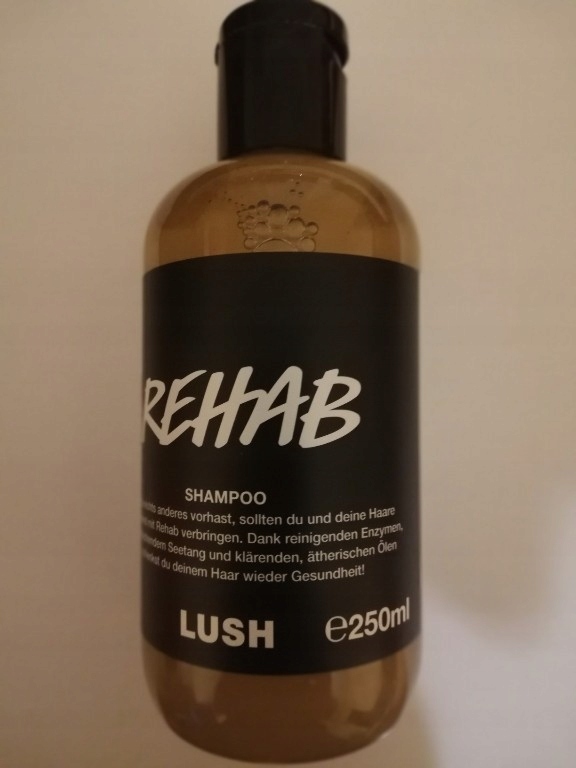 lush szampon wlosy przetluszczajace