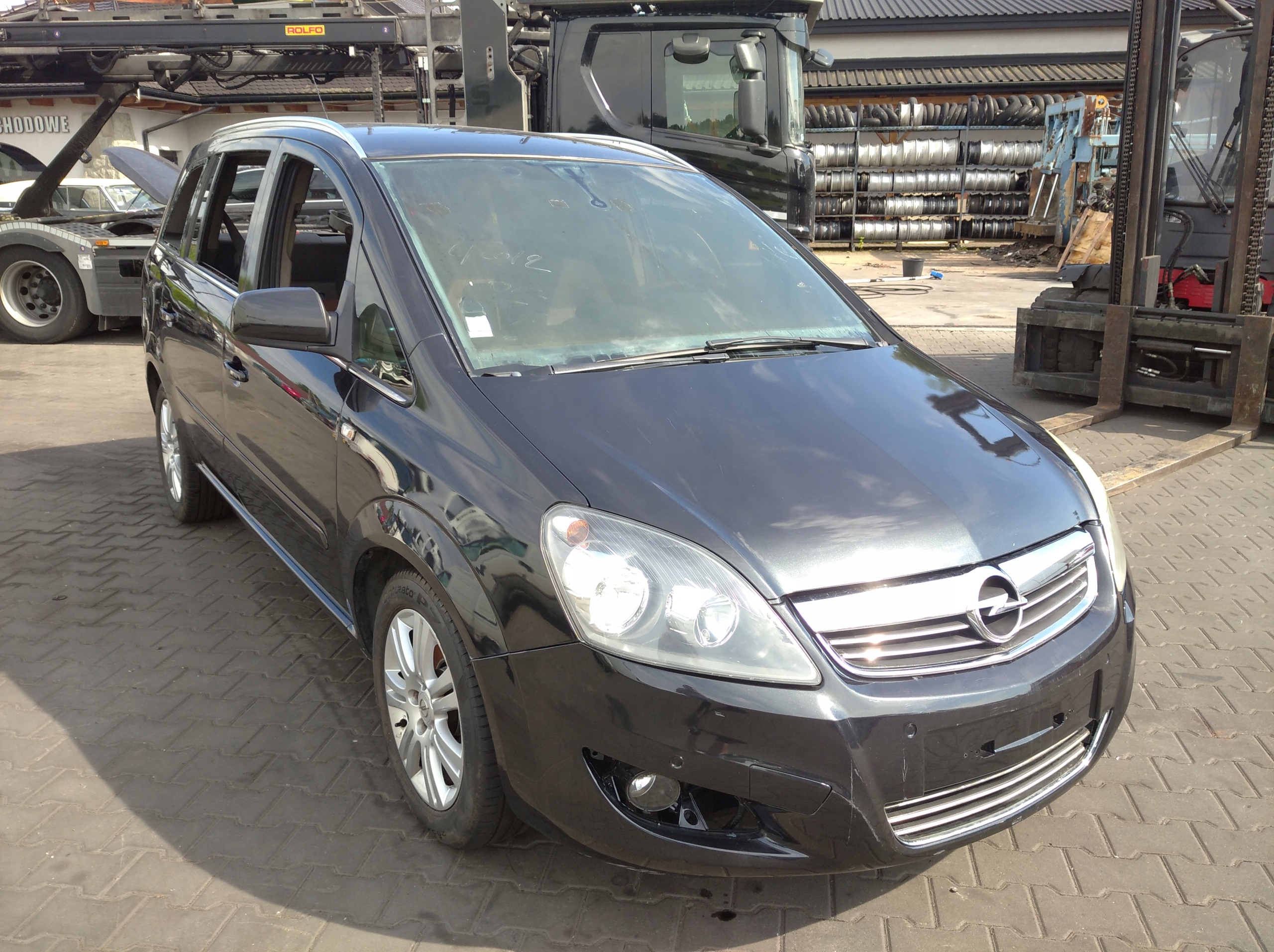 pampers opel zafira