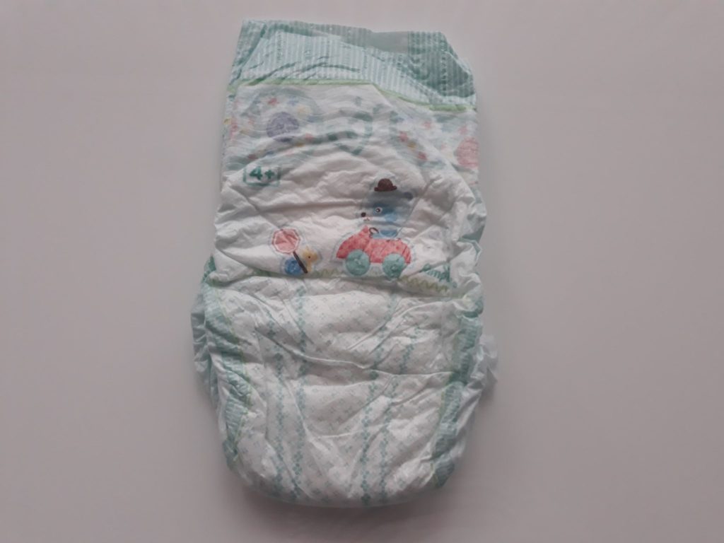 pampers premium care czy active baby dry