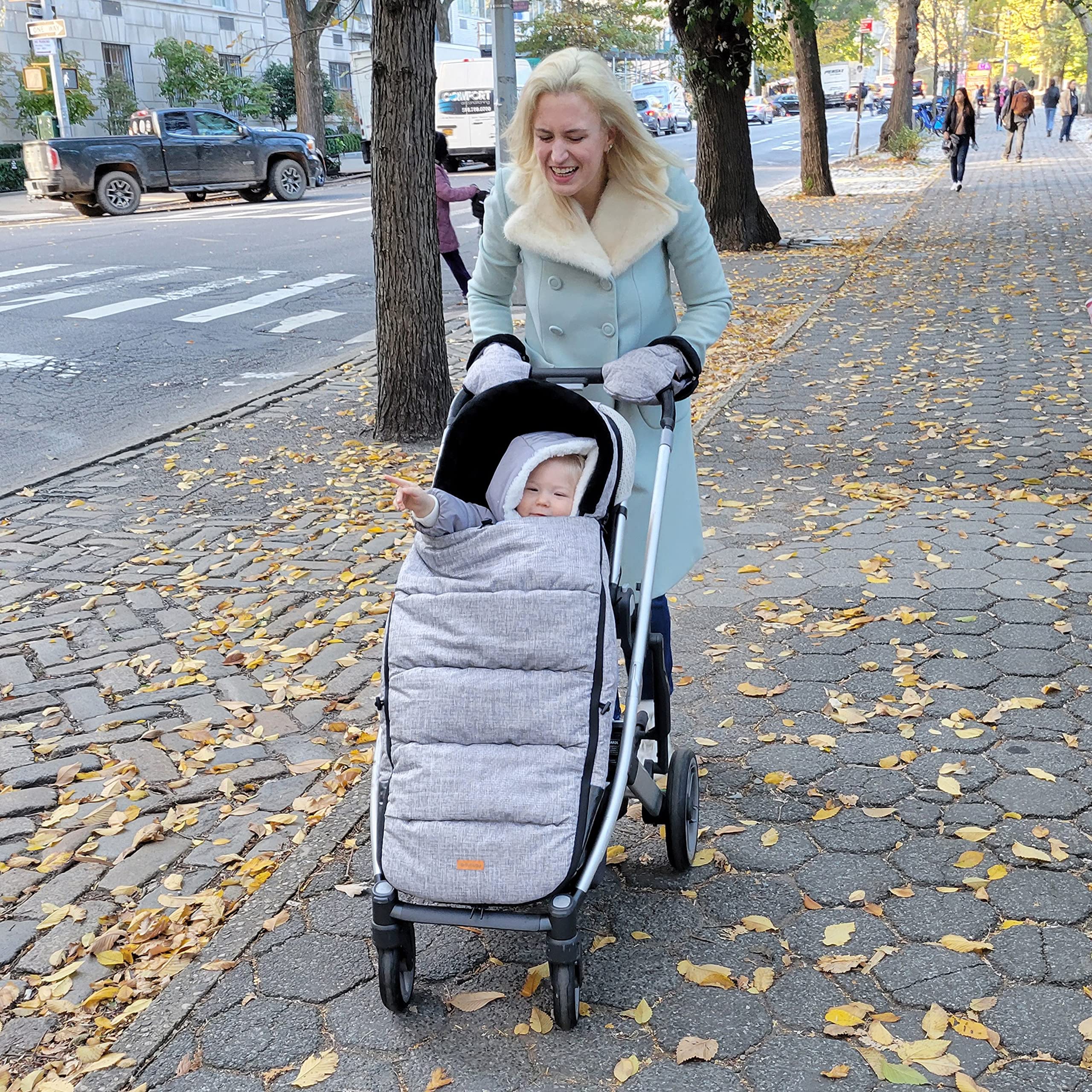 Stroller mitt