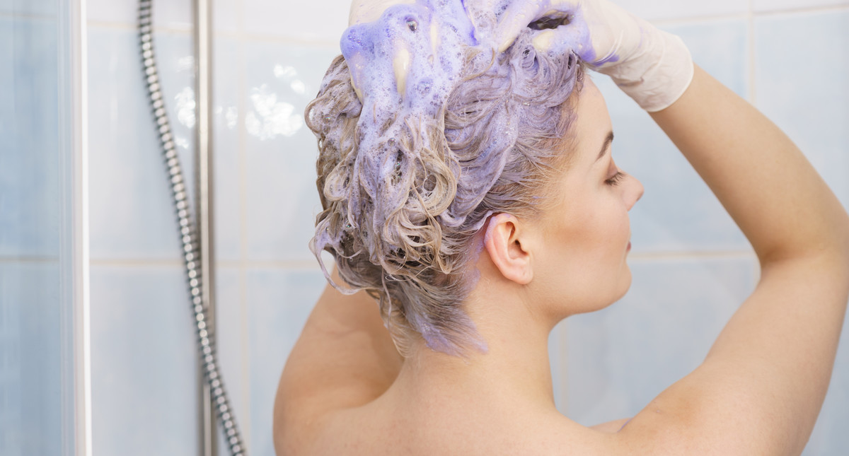 szampon koloryzujący niszczy włosy